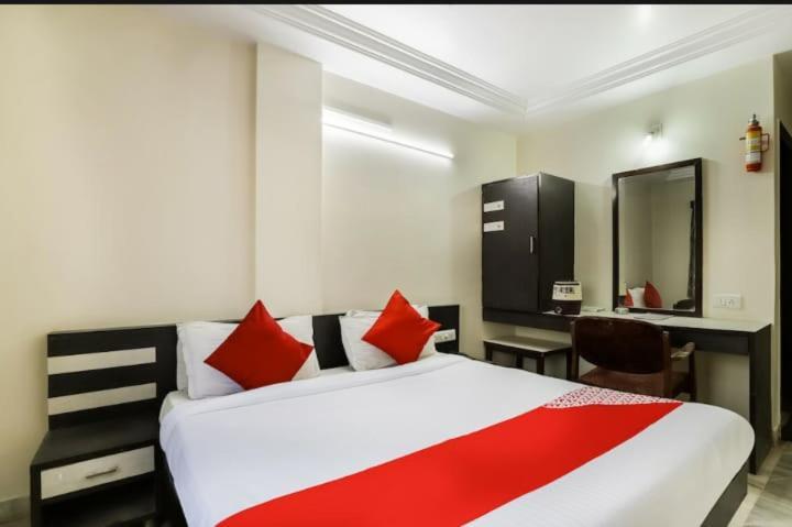 Hotel Asopalav Ambaji Ngoại thất bức ảnh