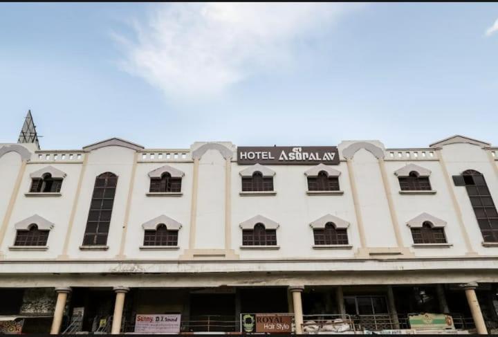 Hotel Asopalav Ambaji Ngoại thất bức ảnh
